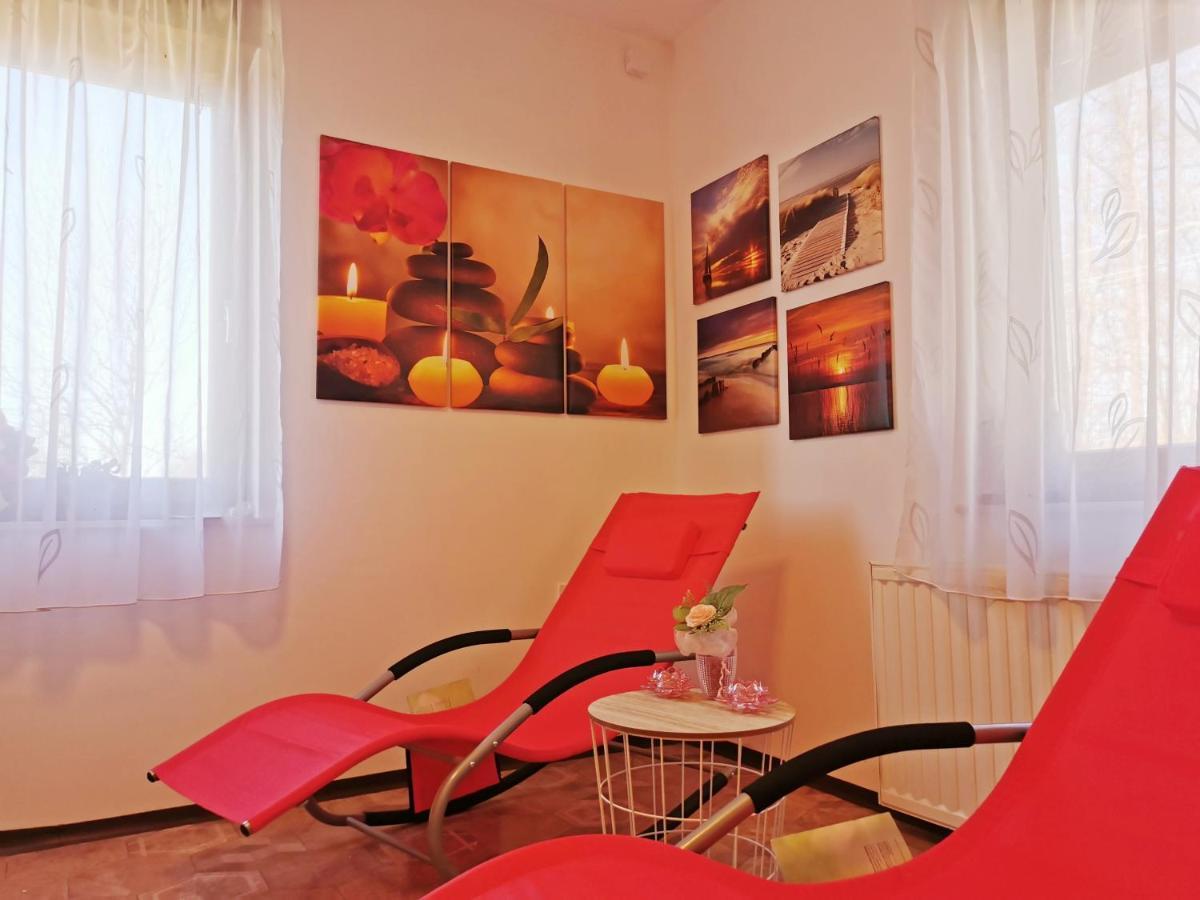 Urlaub Fuer Die Seele - Erholung Pur In Der Natur - Ferienhaus Mit Infrarotkabine & Relax-Raum Rucmanci Extérieur photo